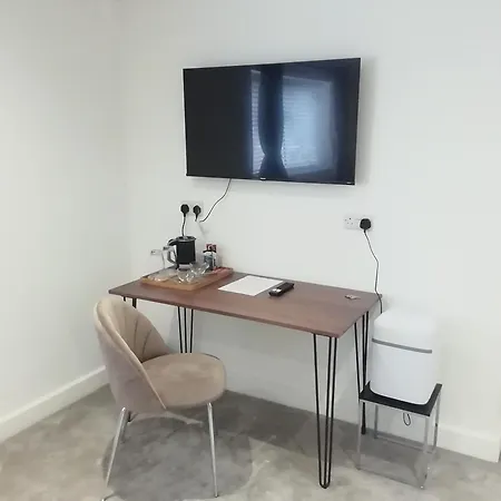 Apartman Guest - En-suite Parking & Garden Birmingham
